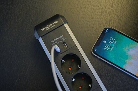 Prolongateurs multiprise avec chargeur USB 6 prises 3m H05VV-F 3G1,5