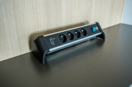 Prolongateur multiprise avec chargeur USB Power Delivery USB 4 prises 1,8m H05VV-F 3G1,5