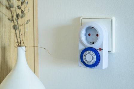 Minuterie journaliere mecanique MMZ 20 blanc