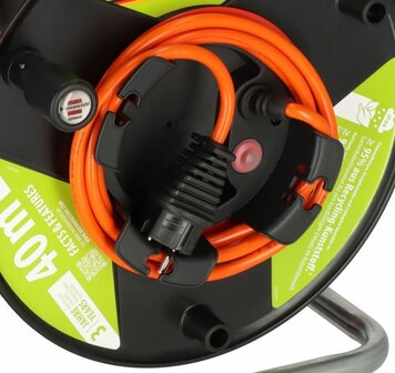 Garant G Bretec IP44 Devidoir de jardin en plastique recycle 38 + 2m AT-N05V3V3-F3G1,5