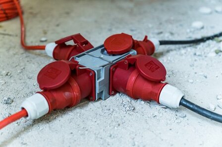 Repartiteur en croix CEE a 5 poles IP44