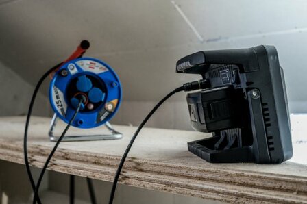 Professional Multi Battery hybride Projecteur de chantier LED 10050 MH, 12500lm, IP55