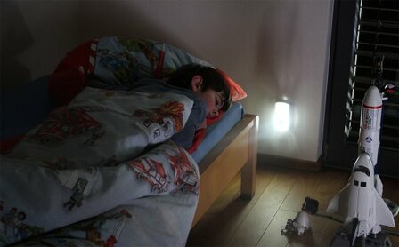 Lampe de securite a detecteur LED SSL 40 A avec detecteur de mouvement infrarouge 50lm+40lm