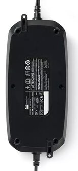 Chargeur d&rsquo;entretien 12V-8A / 24V-4A
