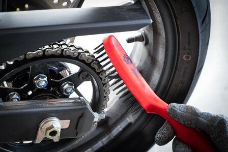 Brosse a main avec manche fil d'acier 4 rangees 260 mm