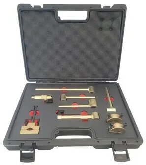 Kit d'outils pour le reglage des biellettes de direction