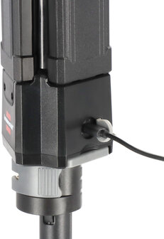 Lampe de chantier LED rechargeable avec trepied, 2500 lm, IP65
