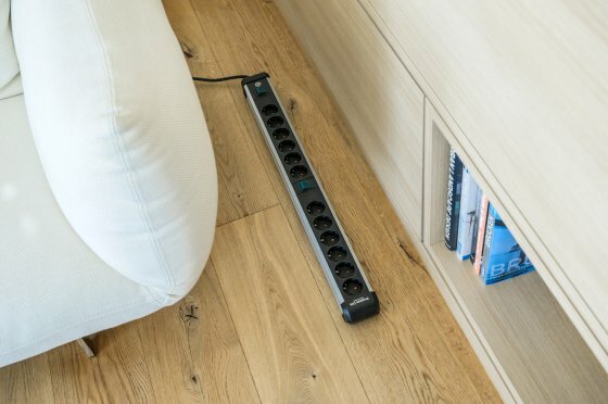 Prolongateurs multiprise 12 prises 3 m H05VV-F 3G1,5  2x 6x prises commutables