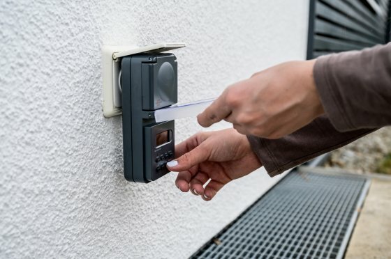 Programmateur hebdomadaire digital IP44 - Carton illustre