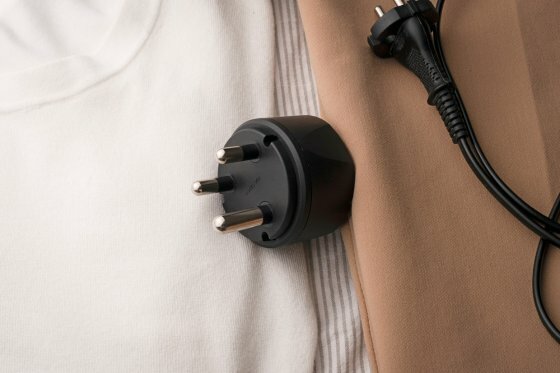 Adaptateur secteur de voyage prise avec terre Afrique du Sud, l'Inde