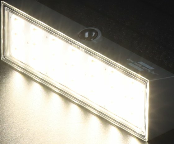 Projecteur solaire a LED avec detecteur de mouvement infrarouge SOL 1000 Plana, 1000lm, IP54