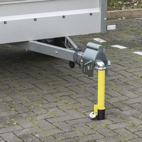Borne de stationnement pour remorque ou caravane