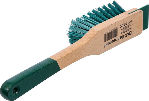 Brosse pour tondeuse a gazon avec grattoir