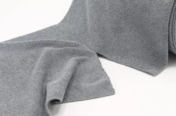 Chiffon de nettoyage en rouleau 75 pieces Gris
