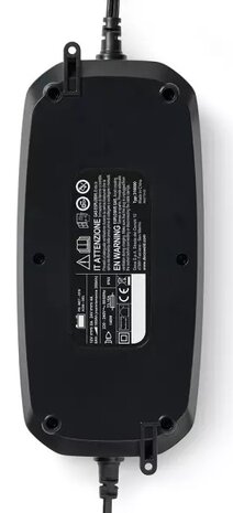Chargeur d&rsquo;entretien 12V-8A / 24V-4A