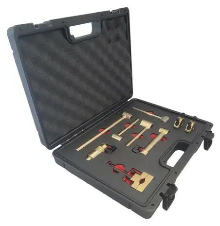 Kit d'outils pour le reglage des biellettes de direction