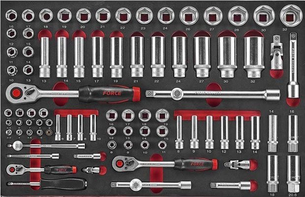 Chariot a outils avec 7 tiroirs et 180 pieces d'outils