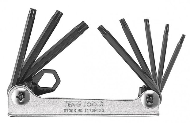 Jeu de 8 cles torx en etui