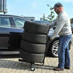 Support de roue mobile avec poignee pour 4 pneus