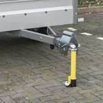 Borne de stationnement pour remorque ou caravane