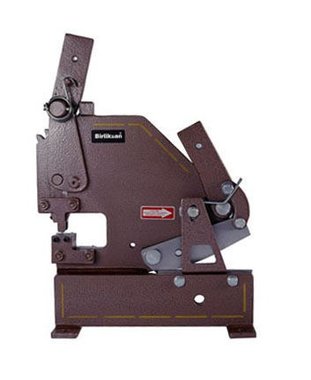 Cisaille combinée avec unité de poinçonnage